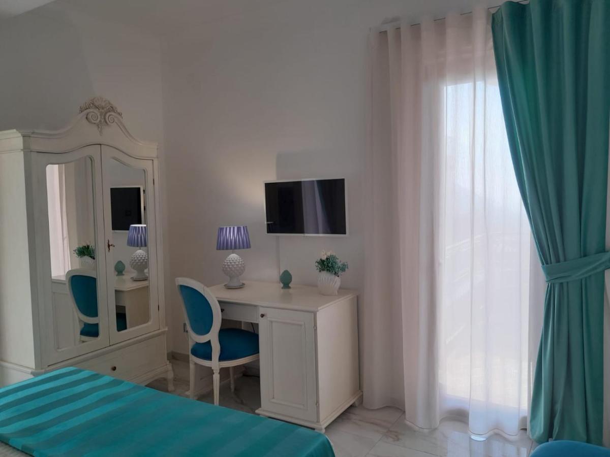 La Vigna Del Vento Bed and Breakfast Casola di Napoli Exteriör bild