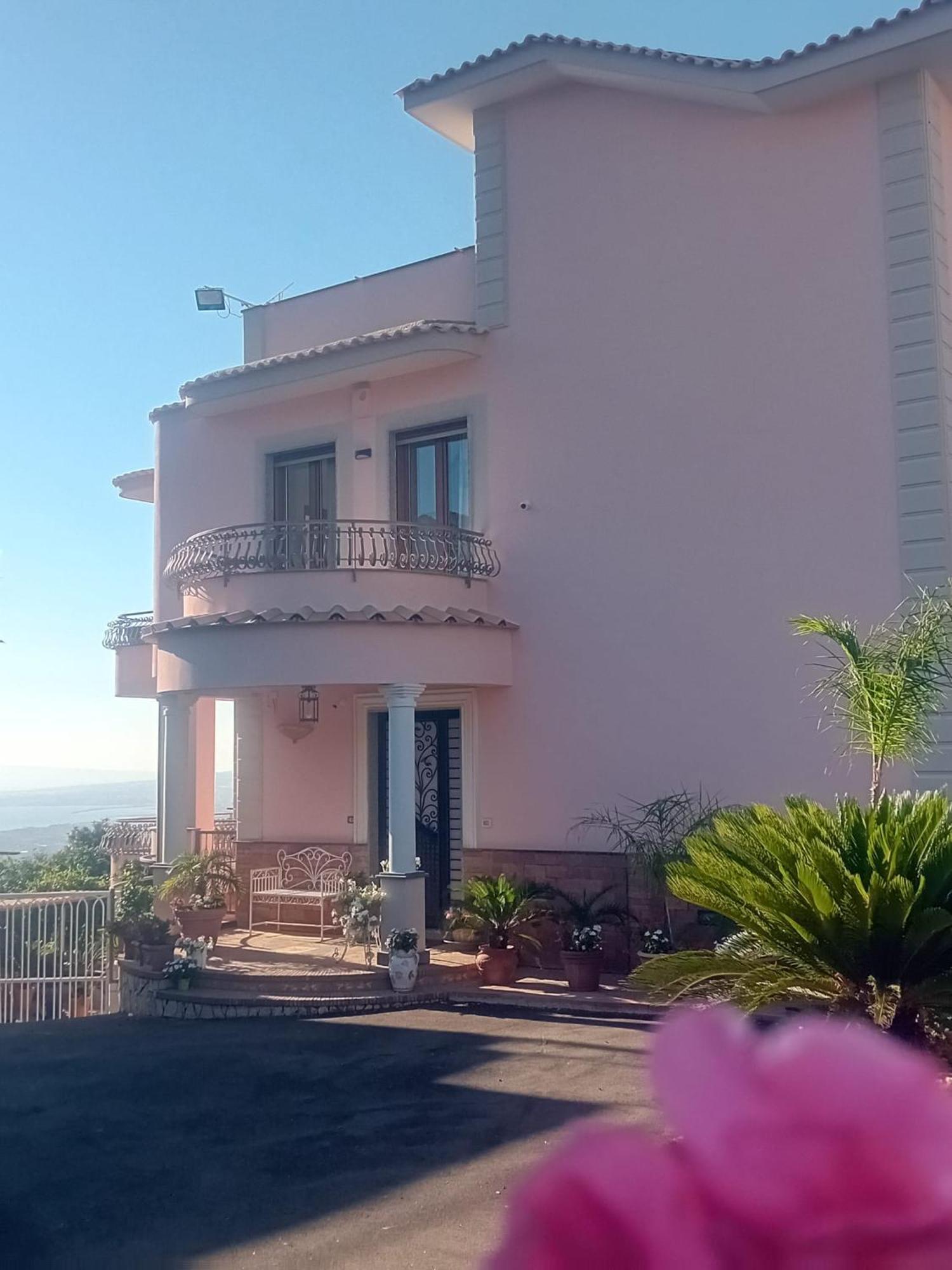 La Vigna Del Vento Bed and Breakfast Casola di Napoli Exteriör bild